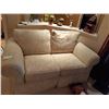 Image 2 : Loveseat C