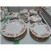 Image 6 : Queen Anne dinner set B
