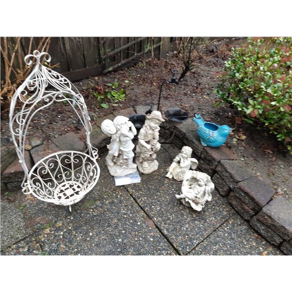 Garden Decor A