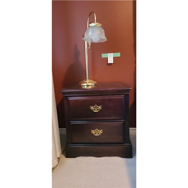 Night Stand& Lamp Cat C