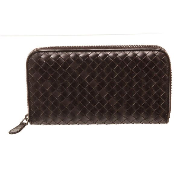 Bottega Veneta Black Leather Zippy Wallet