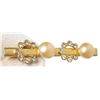 Image 2 : Chanel Gold Pearl CC Hairclip
