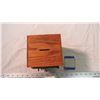Image 2 : Wooden coin bank safe - 5x3.5x7 tall - front glass piece