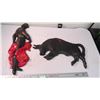 Image 1 : Chalkware bull + matador - large