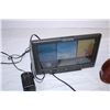 Image 2 : Digital frame and radio