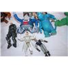 Image 2 : Various toys + Grey’s Anatomy 9th season