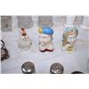 Image 5 : Various salt & pepper shakers with glass bowl