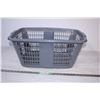 Image 1 : Laundry Basket