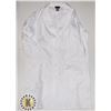 Image 1 : WOMENS WHITE COAT (LAB, TECHNICIAN) SIZE L