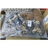Image 1 : 9-Hyper Pet Toys - 9 X $