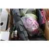 Image 2 : Lot of Braces, Silverware, Reel & Décor