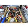 Image 2 : Lot w/Hitch Ball & Hand Tools