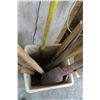 Image 2 : Lot of Shovels, Post Hole Digger & Sledge Hammer