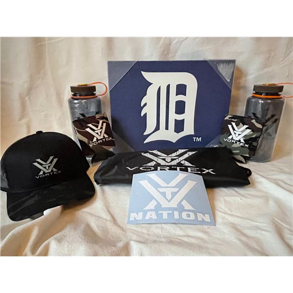 Detroit Tiger "D" Wall Art & Vortex Combo (Ball cap, Water Bottles, Decal, Cozies, Bag)