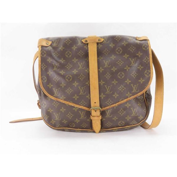 Louis Vuitton Monogram Canvas Leather Saumur 35 cm Messenger Bag