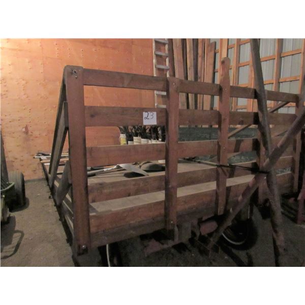 Wagon with Wood Rack - 8ft x 16ft