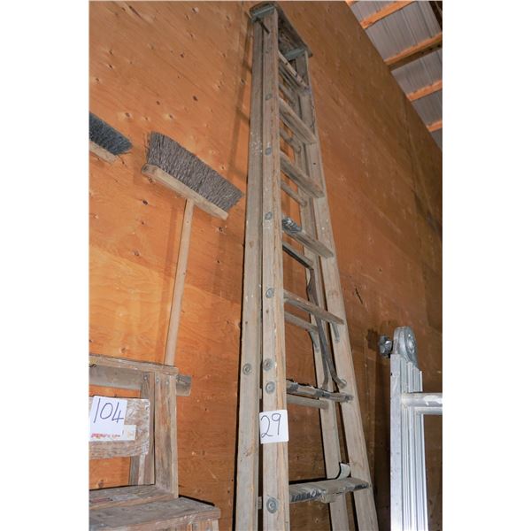 12ft Wood Step Ladder