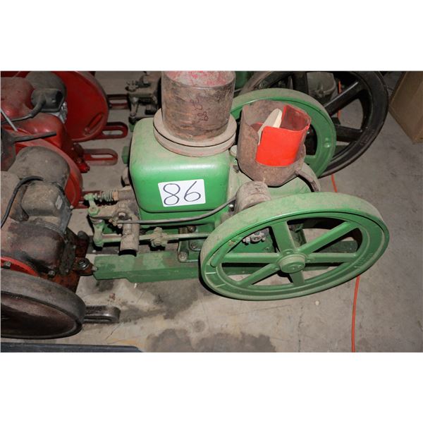 John Deere Stationary Engine - 1 1/2HP