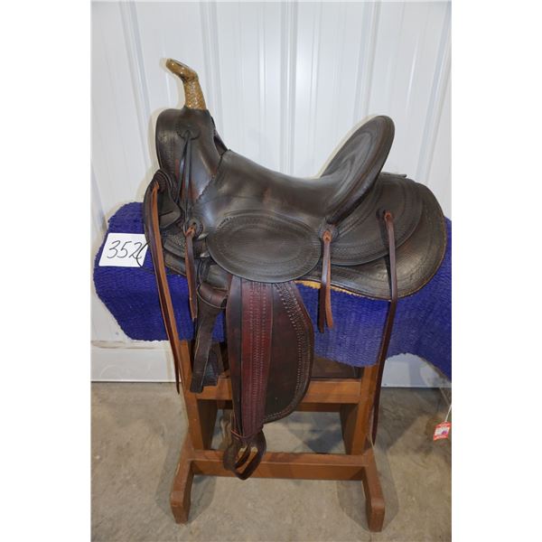 Saddle - Great West Saddlery 14in, Antique. Rebuilt & can be ridden. Maker Stamp Calgary NWT