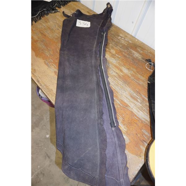 Chaps Shotgun Show - Black Scallops