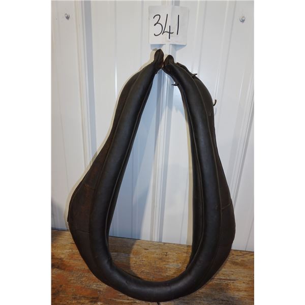 Horse Collar - 19in. Black