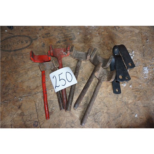 Wagon Wheel Wrenches