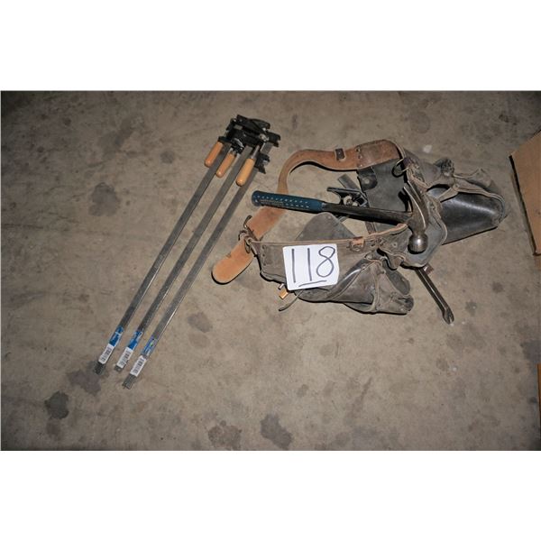 Pouch, estwing Hammer, 3 Wood Clamps