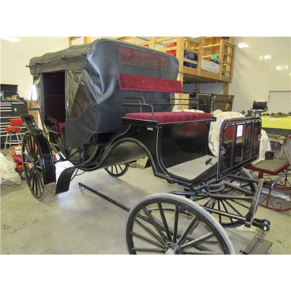 Western Classic Roberts Carriage (Voitures Roberts & Fils) Top folds out, curtains removable, Cedar