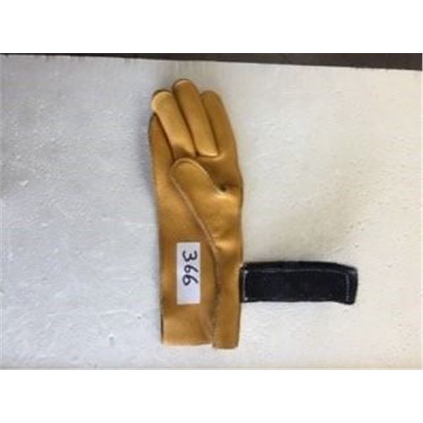 New Watson RH Rough Stock Glove Size 7.5