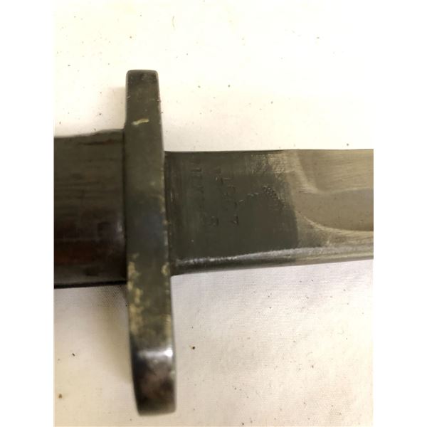 1907 dated - ENFIELD - Bayonet - C Broad Arrow marked - excellent shape