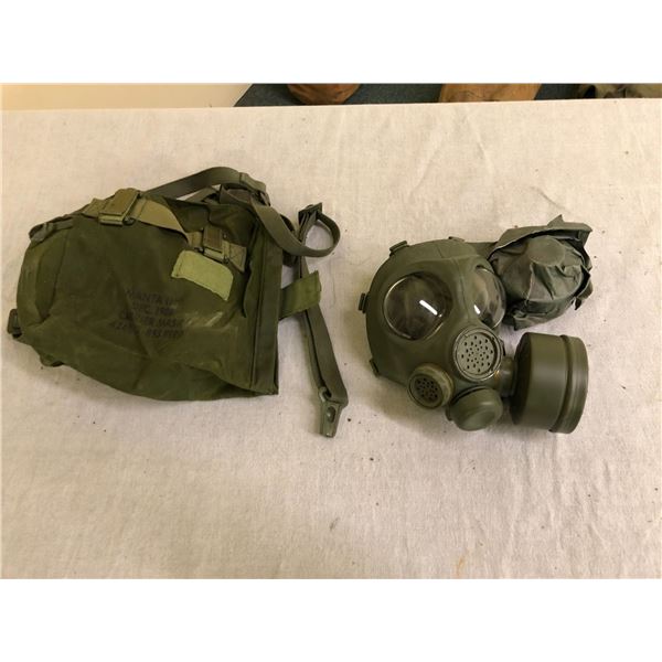 1980's Gas Mask and Kit