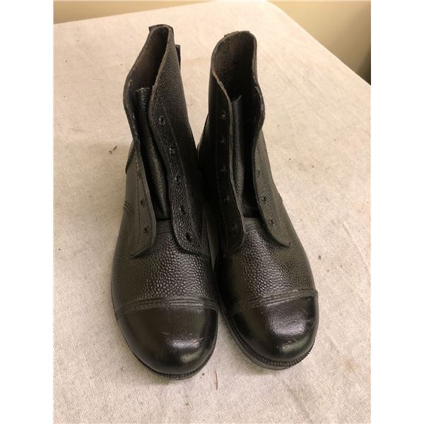Men's Canadian Military Boot - Size 8