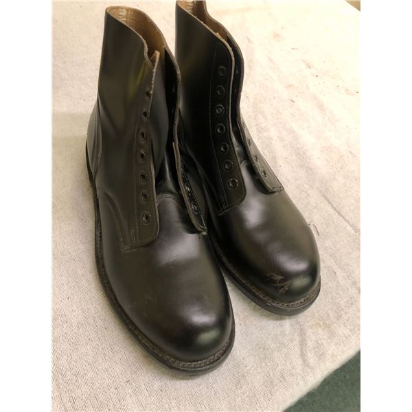 Men's Canadian Military Boot - Size 8