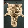 Image 1 : Zebra Hide - 108in Long