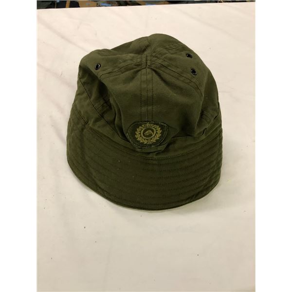 Canadian Combat Utility Cap with Cloth Canadian Engineers Badge - size 7 3/4 - From July 1991