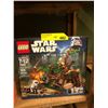 Image 1 : LEGO STAR WARS - Model 7956 - Ewok Attack - 166 pieces - New in Box