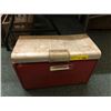 Image 2 : Vintage Cooler by Poloron - New Rochelle, NY - Fiberglass Insulated - approx. 20 x 10 x 13in