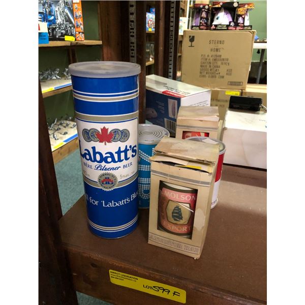 Group of Vintage Radios resembling Coke, 7up, Campbells Soup, etc.