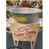 Image 2 : Carnival Cotton Candy Maker with rolling cart
