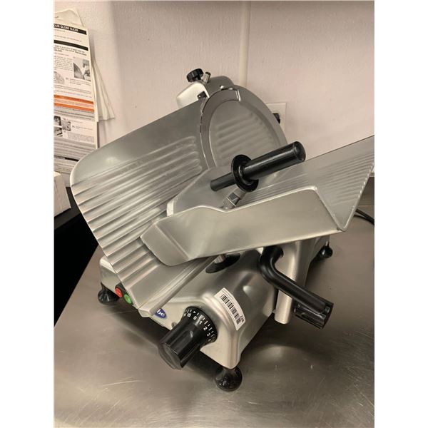 Globe Food Equipment Electric Meat Slicer Model G12