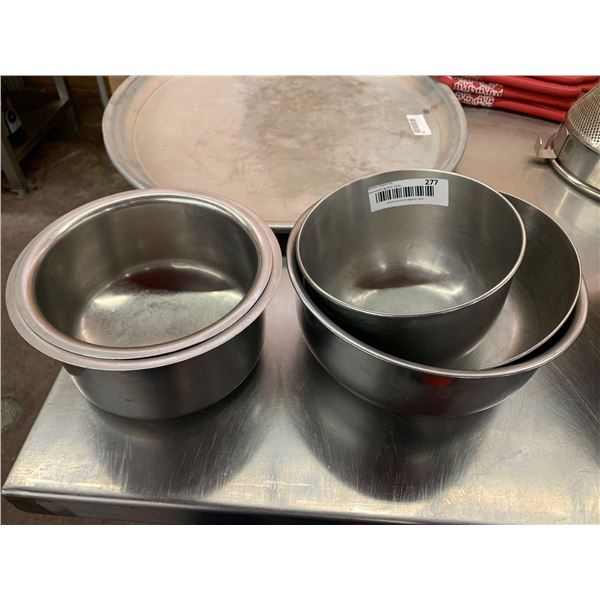 Lot of 5 asst size stainless mixing bowls