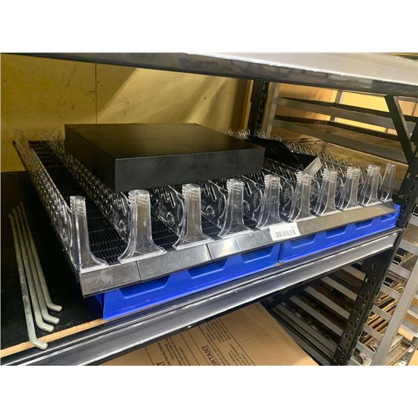 Lot of adjustable beverage sorter displays