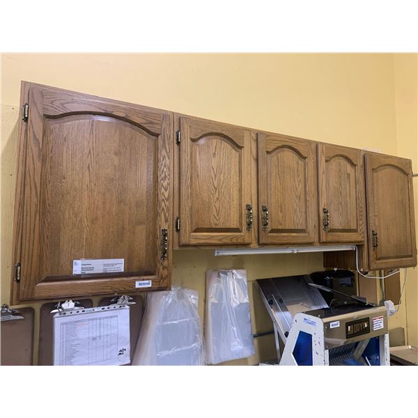 Set of Oak Upper Cabinets 5 doors, buyer must remove