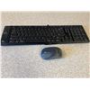 Image 1 : Matias Folding Wireless Keyboard and Logitech mouse