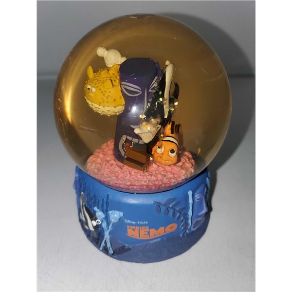 Finding Nemo Globe