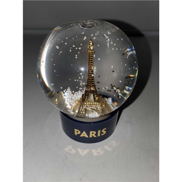 Paris Eiffel Tower Globe