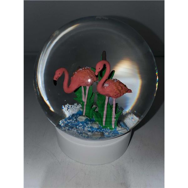 Flamingo Globe