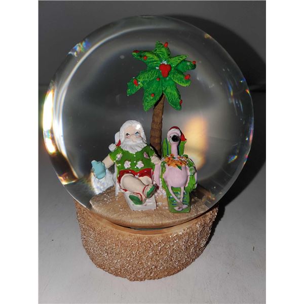 Vacation Santa Globe