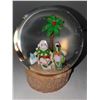 Image 1 : Vacation Santa Globe