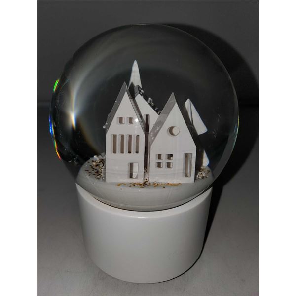 Ceramic House Glitter Globe
